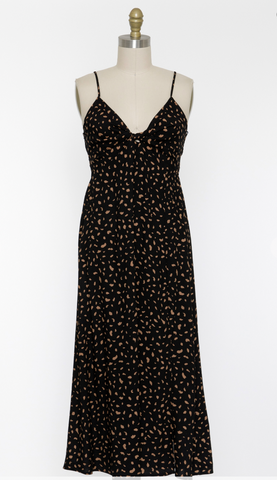 D2626 - Front Zip Dress